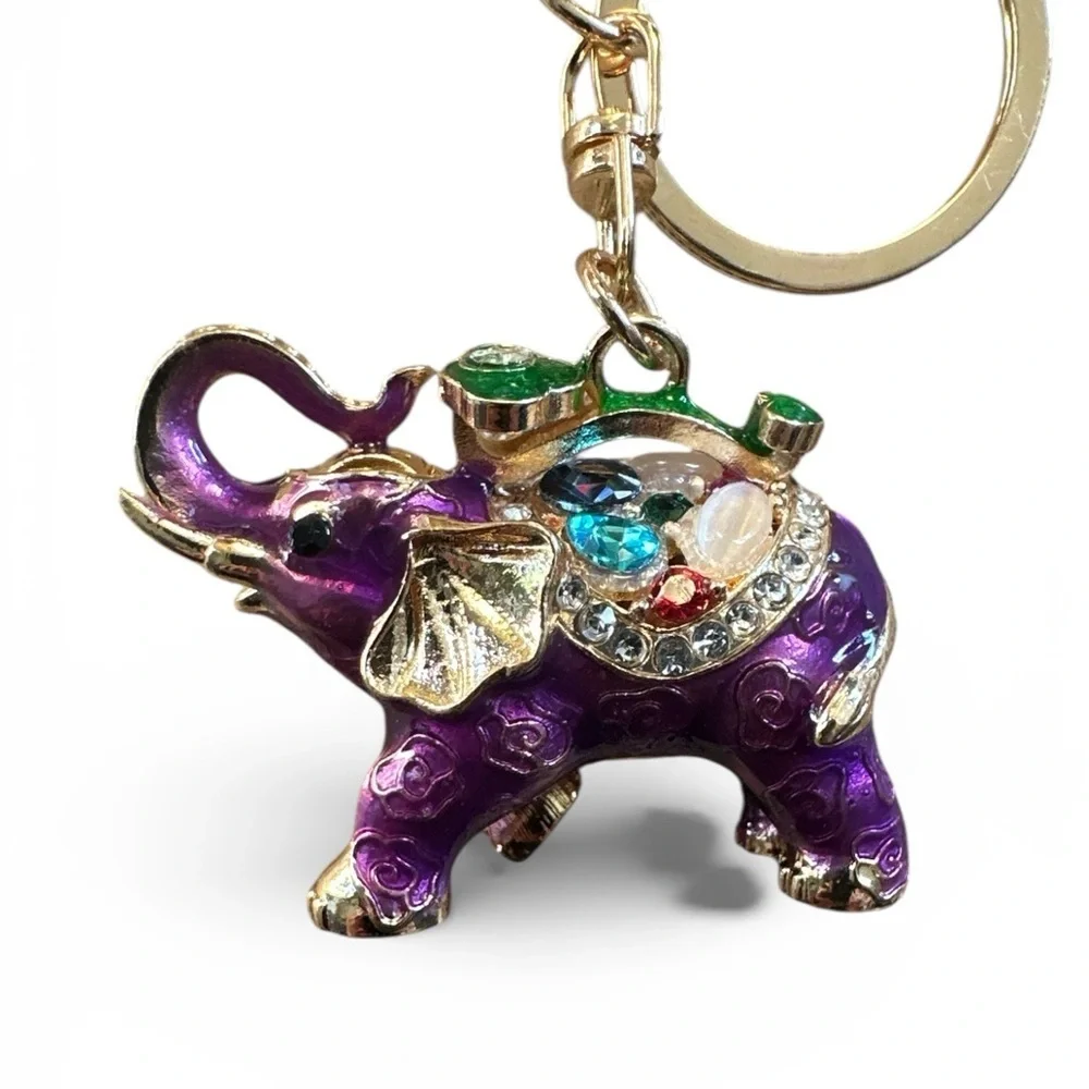 💜 NWT Jeweled Purple Elephant Bag Charm / Keychain